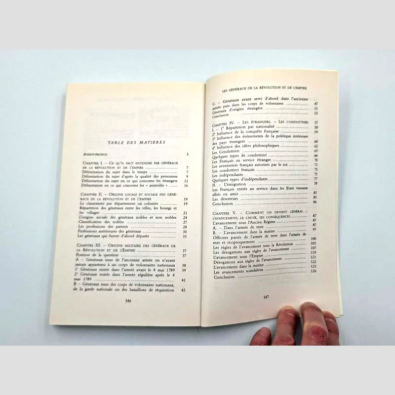 Sommaire du livre Les généraux de la Révolution et de l'Empire - Chapitres I à V